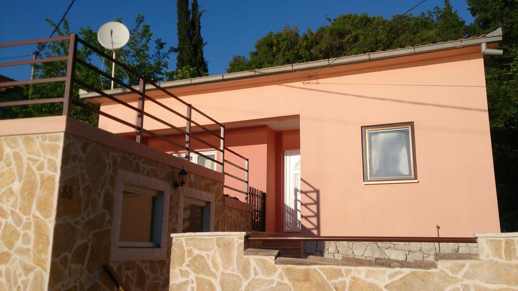 Holiday Home Paul บลัตเซ ภายนอก รูปภาพ