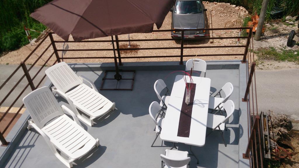 Holiday Home Paul บลัตเซ ภายนอก รูปภาพ