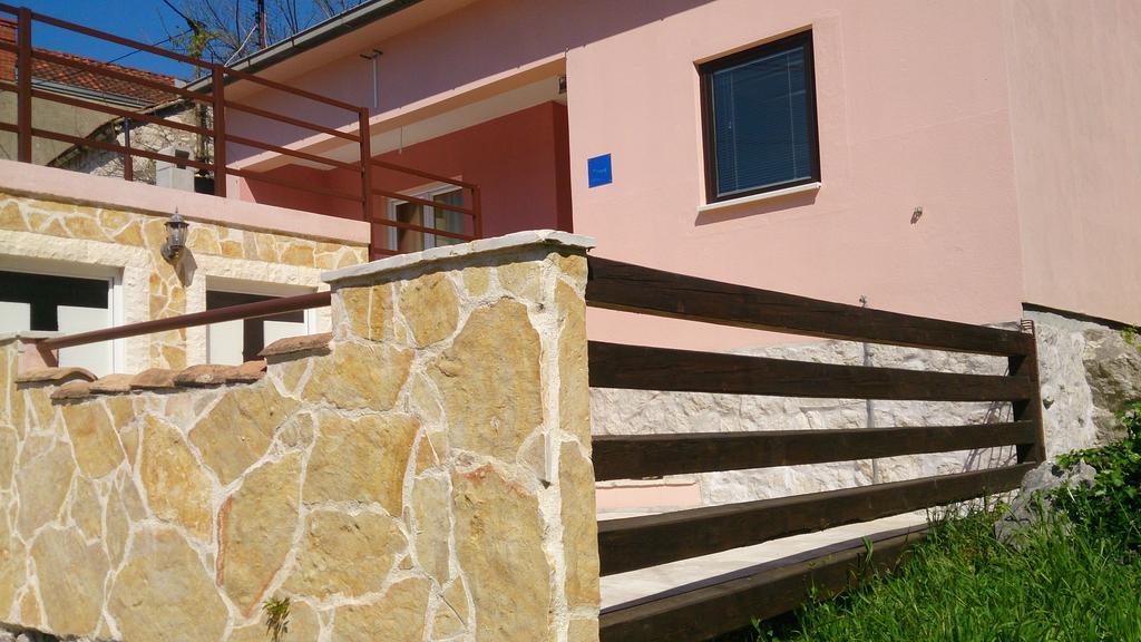 Holiday Home Paul บลัตเซ ภายนอก รูปภาพ
